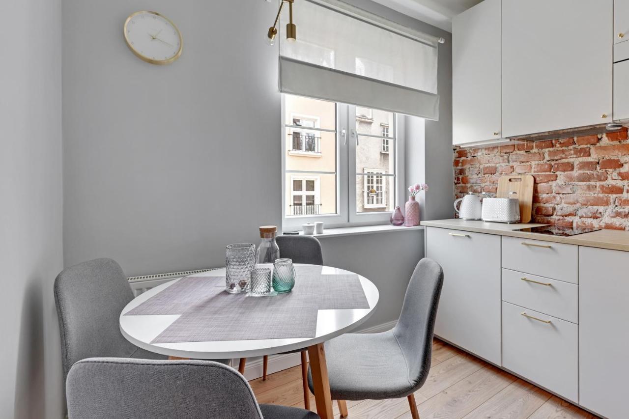The Golden Lions Ogarna Apartman Gdańsk Kültér fotó